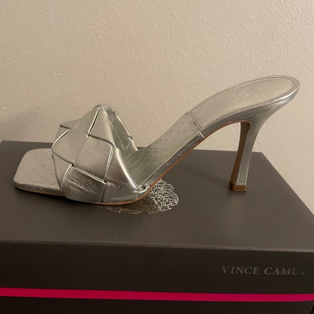 Vince Camuto